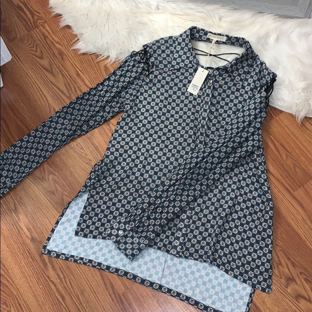 NWT top from BUCKLE💗